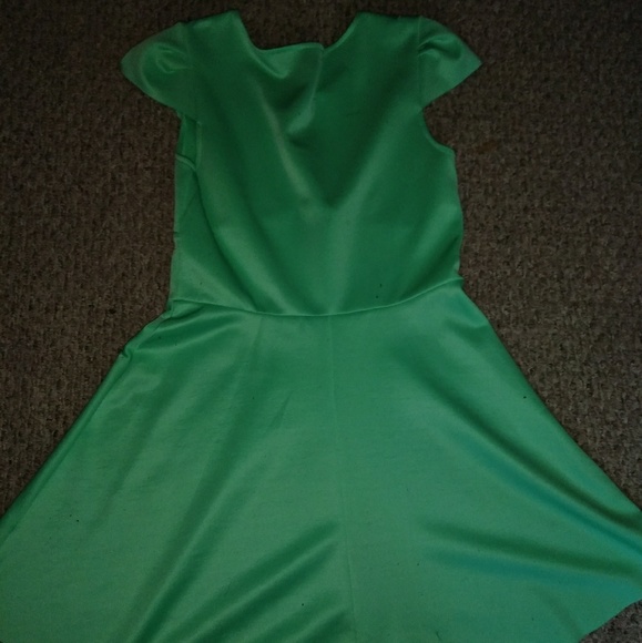 Dress - Picture 2 of 2